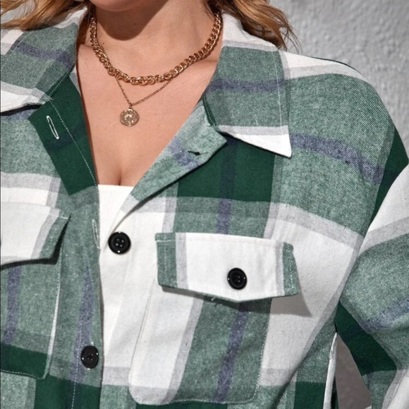 Plus Size Plaid Pocket Light Jacket Shacket Long Shirt Green BELT NOT INCLUDED - Picture 4 of 16